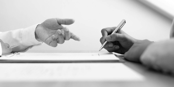 Derecho Mercantil / Abogados Mercantilistas Las Letras · Redacción y Negociación Contratos de Licencias de Software y Acuerdos Tecnológicos
